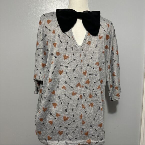 Tempted LA Size 3X Gray Hearts Polyester Blend Sweater Bow Detail - Picture 4 of 7